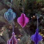 How to Make Christmas Tree Ornaments out of Scrapbooking Paper