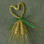 Wheat Weaving: Heart-shaped Wedding Favor