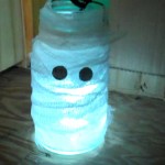 DIY Mason Jar Mummy Halloween Craft