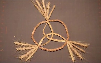 Wheat Weaving Tutorial: Celtic Knot