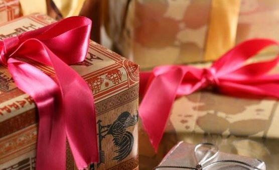 Wrapping Paper Alternatives