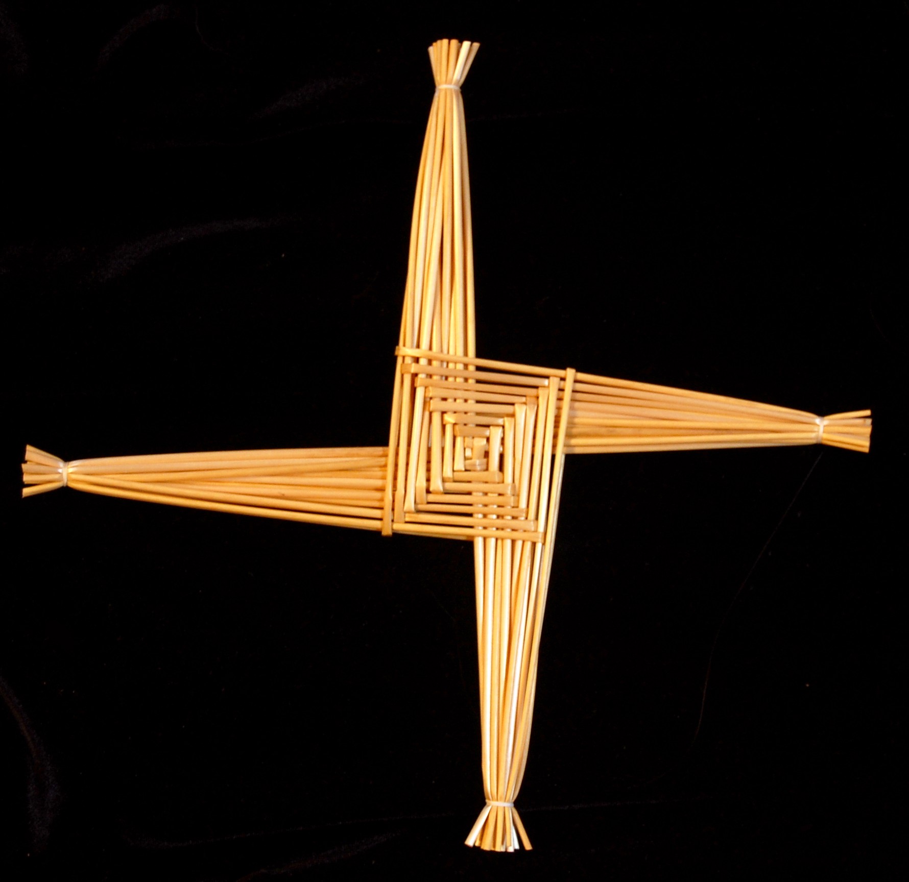 folklore.ie - St. Brigid's Crosses with Straw Bows, Co.