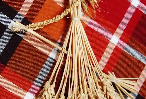 Wheat Weaving: Witch On Broom