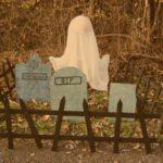 DIY Halloween Graveyard: Fence, Ghost, Tombstones