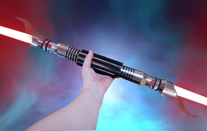 Savage Opress Lightsaber DIY - Cheap and Easy Cardboard - Star Wars The Clone Wars